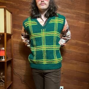 VINTAGE 70s Green Knit Grandpa Sweater Vest Size XL Plaid V Neck Retro Mod